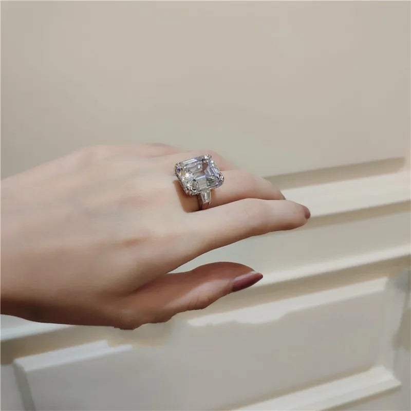 Dove Egg Big White AAAAA Cubic Zircon Luxury Jewelry 925 Sterling Silver Astie Shape Promise Women Wedding Princess Ring Gift